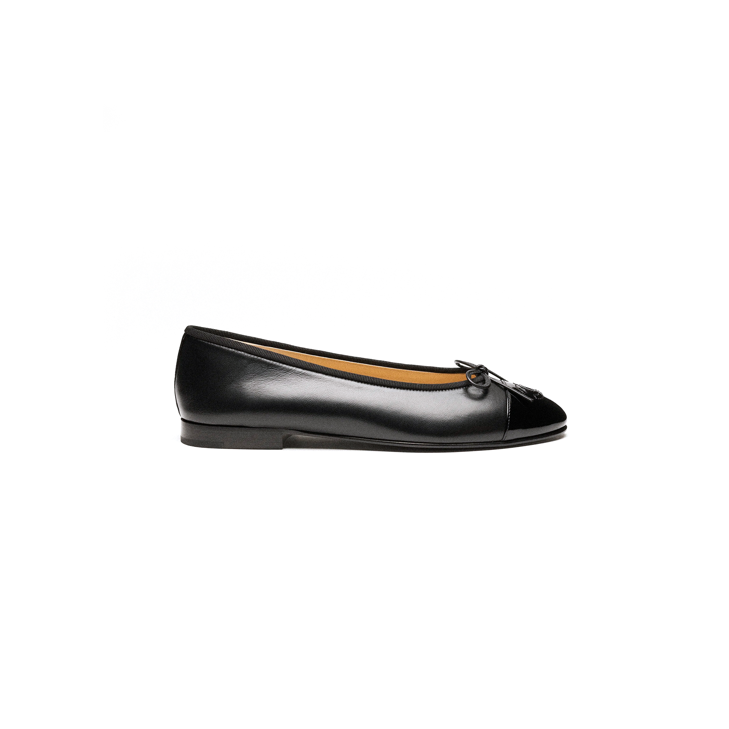 CHANEL BALLET FLATS G02819
